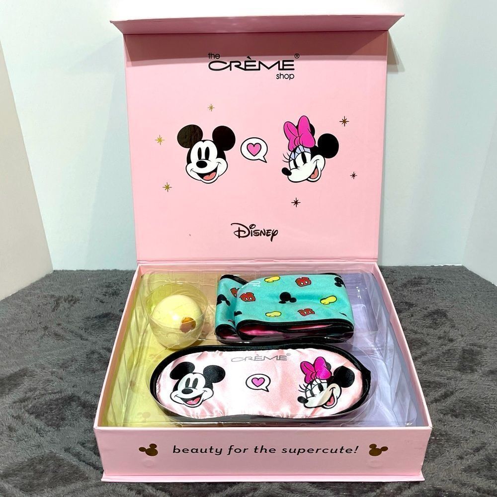 The Crème Shop Disney Spa Gift Set Of 3 NWT